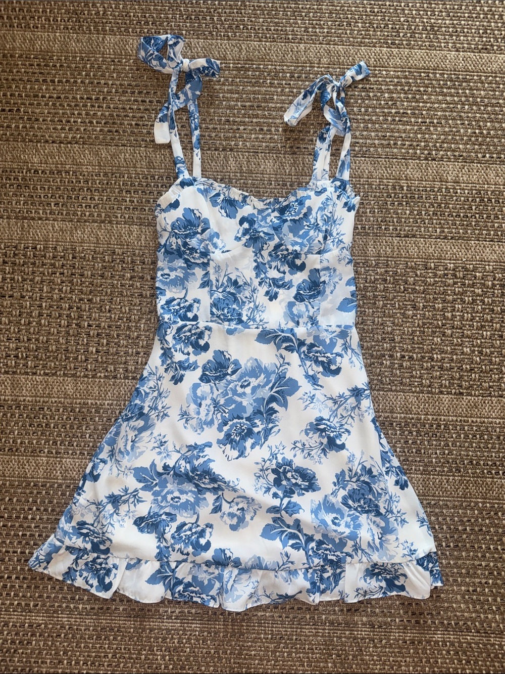 Aqua Bloomingdale’s Exclusive Blue Floral Tie-Shoulder Sundress